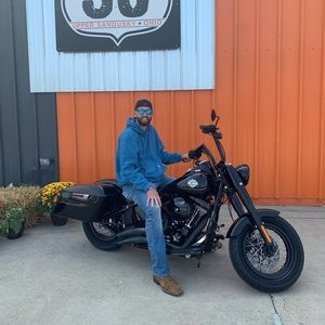 Meet your Posher, Addison